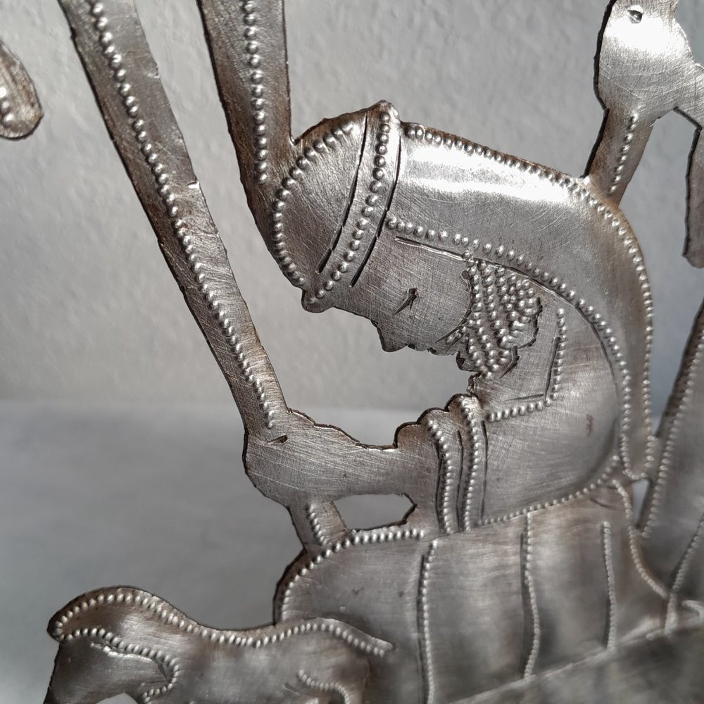 Unique Metal Nativity Set 3 Piece Freestanding 9x10 inch each - Picture 7 of 10